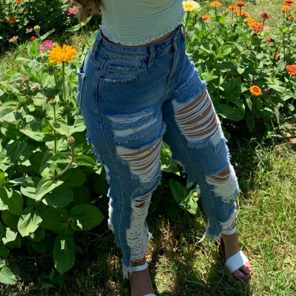 Ripped mom jeans